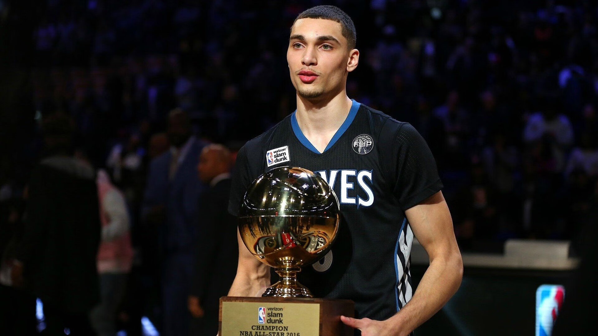 NBA联盟引入全息转播技术，现场感提升受球迷好评，nba全息投影