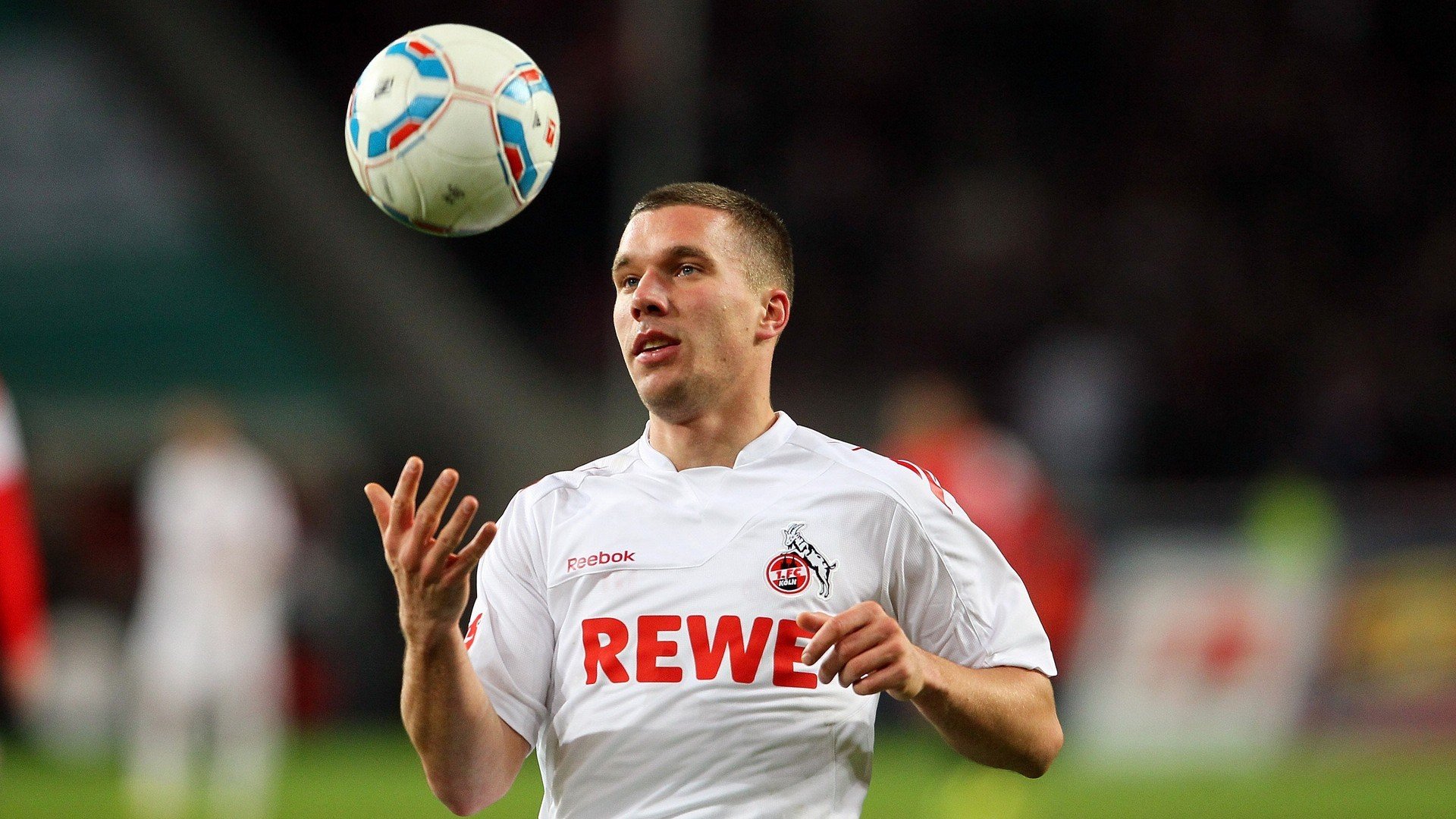 排球超级联赛女队外援表现抢眼,引热议,排球队女神